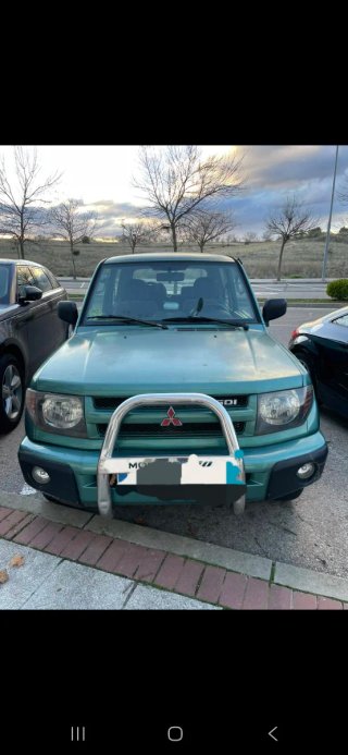 Mitsubishi Montero 2000