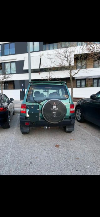 Mitsubishi Montero 2000