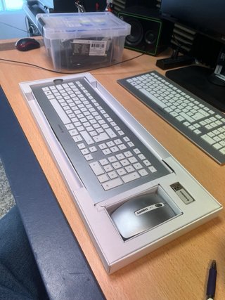 Cherry DW 9000teclado+ratón inalámbrico. Lote de 3