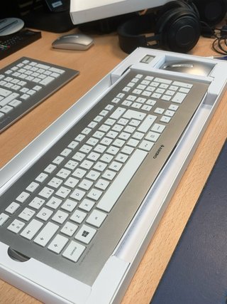 Cherry DW 9000teclado+ratón inalámbrico. Lote de 3