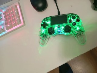 Consola PS4 + Mando + Juego F1 2017