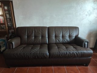 Divano 4 posti in vera pelle marrone scuro