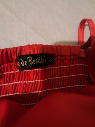 Vestido rojo con volantes