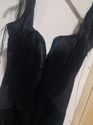 Vestido fiesta flecos negro