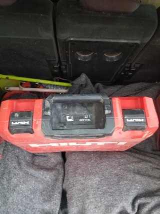 2 Cajas Hilti Roja