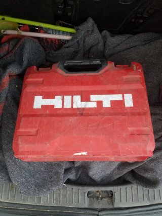 2 Cajas Hilti Roja