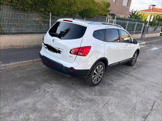 Nissan Qashqai+2 2010