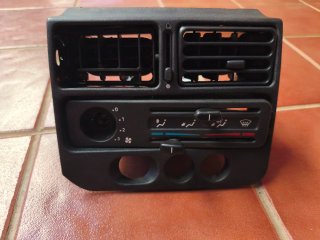 Consola Central Peugeot 106