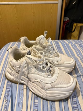 Zapatillas Buffalo Triplet Hollow Blancas