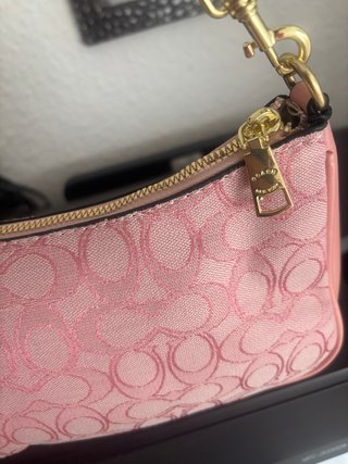 Bolso Coach Rosa y Dorado