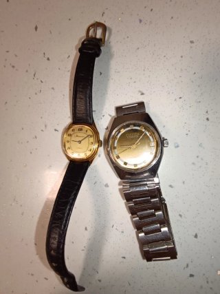 2 Orologi Citizen e un altro dorato