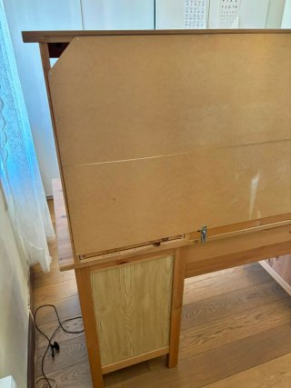 Escritorio IKEA HEMNES con alzada