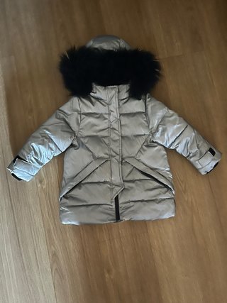 Abrigo gris plata 6 años