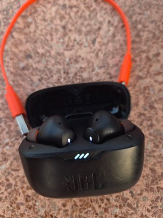Auriculares JBL Tune 235NC Negros