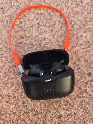 Auriculares JBL Tune 235NC Negros