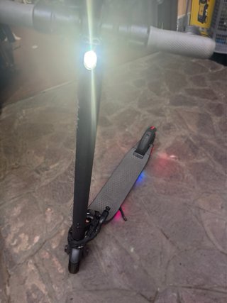 Monopattino Segway Ninebot ES2 + Lucchetto