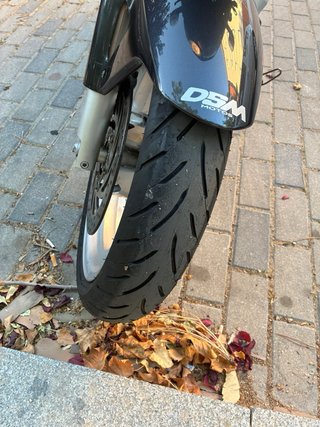 BMW F 650 Scarver Negra y Plata