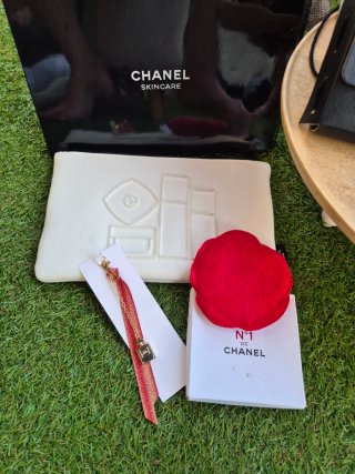 Lote Neceser y Accesorios Chanel PRECIO FINAL