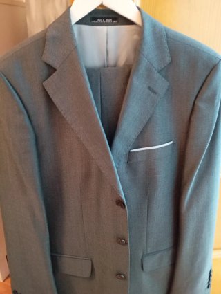 Traje Zara Gris Moderno