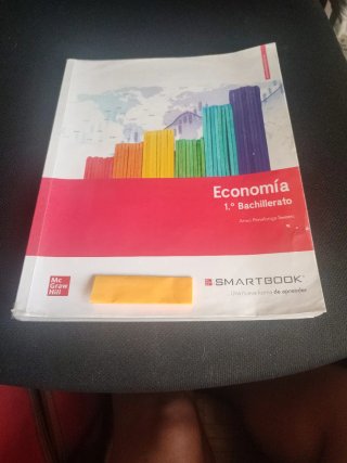 Economía 1o Bachillerato : Smartbook