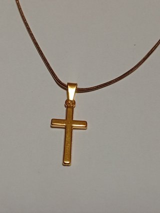 Collar Cruz Chapado Oro 18K Acero Inoxidable