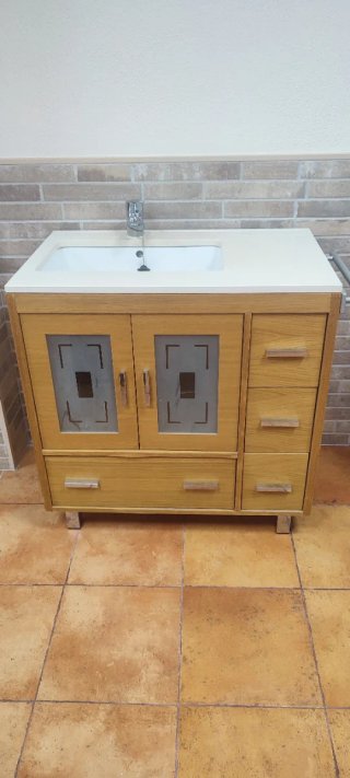 Mueble de baño madera y cristal en buen us