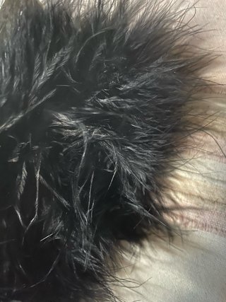 Bolso de mano o colgar con cadena y plumas