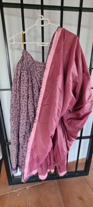 Traje regional danzas morado y blanco