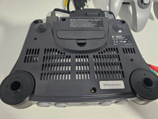 Nintendo 64 (N64) + Mando + Cables