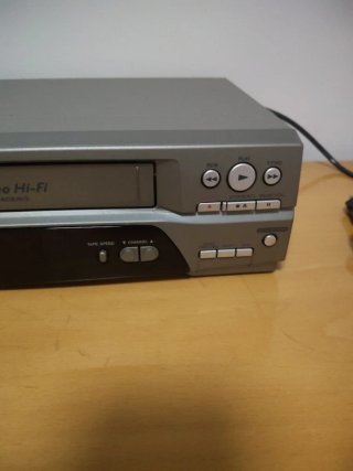 Reproductor VHS Funai 6 Head Stereo Hi-Fi