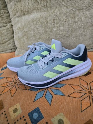 Zapatillas Adidas Cloudfoam Grises y Verdes