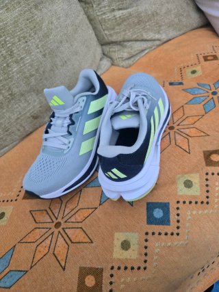 Zapatillas Adidas Cloudfoam Grises y Verdes