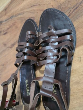 Sandalias Romanas Latinas Marrones