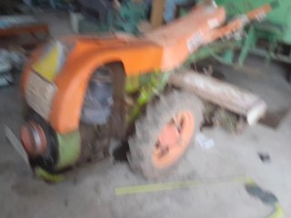 Lote Tractor y Motocultor
