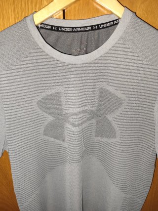 Camiseta Under Armour Heatgear M