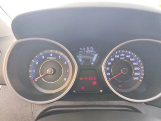 Hyundai Elantra 2011