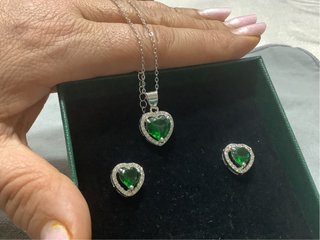 Set Orecchini e Collana Cuore Verde Argento