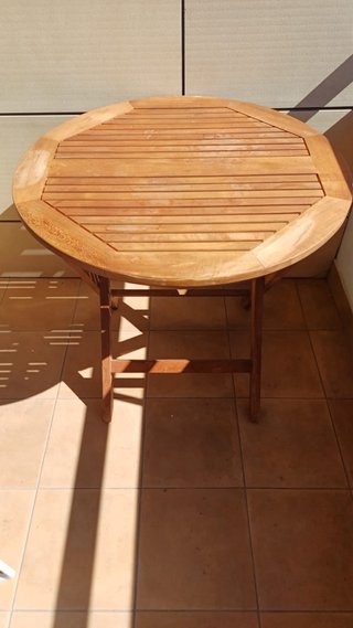 Mesa y 2 sillas de madera para terraza