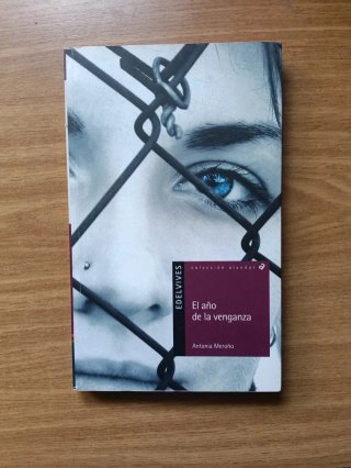 Lote de 3 libros de lectura y literatura clásica