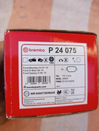 Kit pastiglie freni Brembo P 24 075