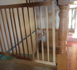 Barrera seguridad bebé madera escaleras