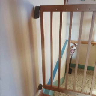 Barrera seguridad bebé madera escaleras