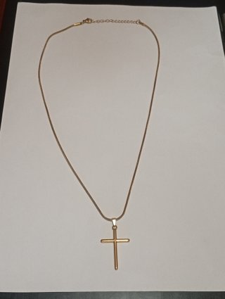 Collar Cruz Chapado Oro 18K Acero Inoxidable