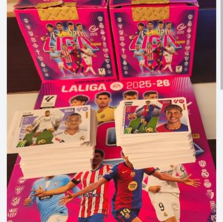Lote album +400 cromos LaLiga 2025-26