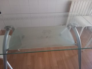 Mesa de cocina cristal y metal