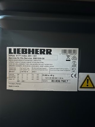 Vinoteca Liebherr 162 botellas