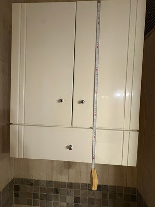 Mueble de baño blanco lacado