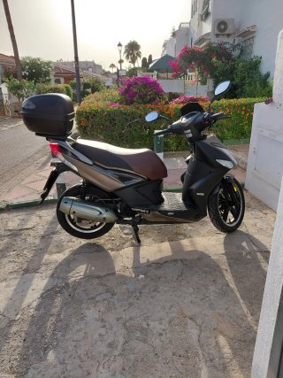 Kymco Agility City 125 Scooter Marrón/Gris