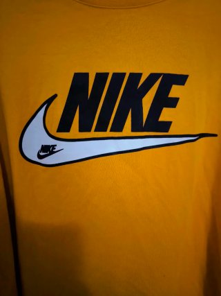 Camiseta Nike Oversize Amarilla Talla Única