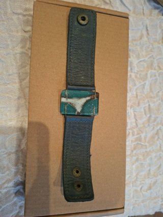 Pulsera artesanal vidrio y cuero